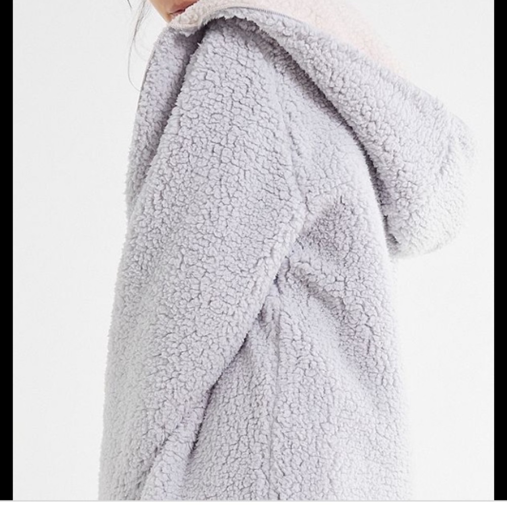 white and grey raversable fluffy coat